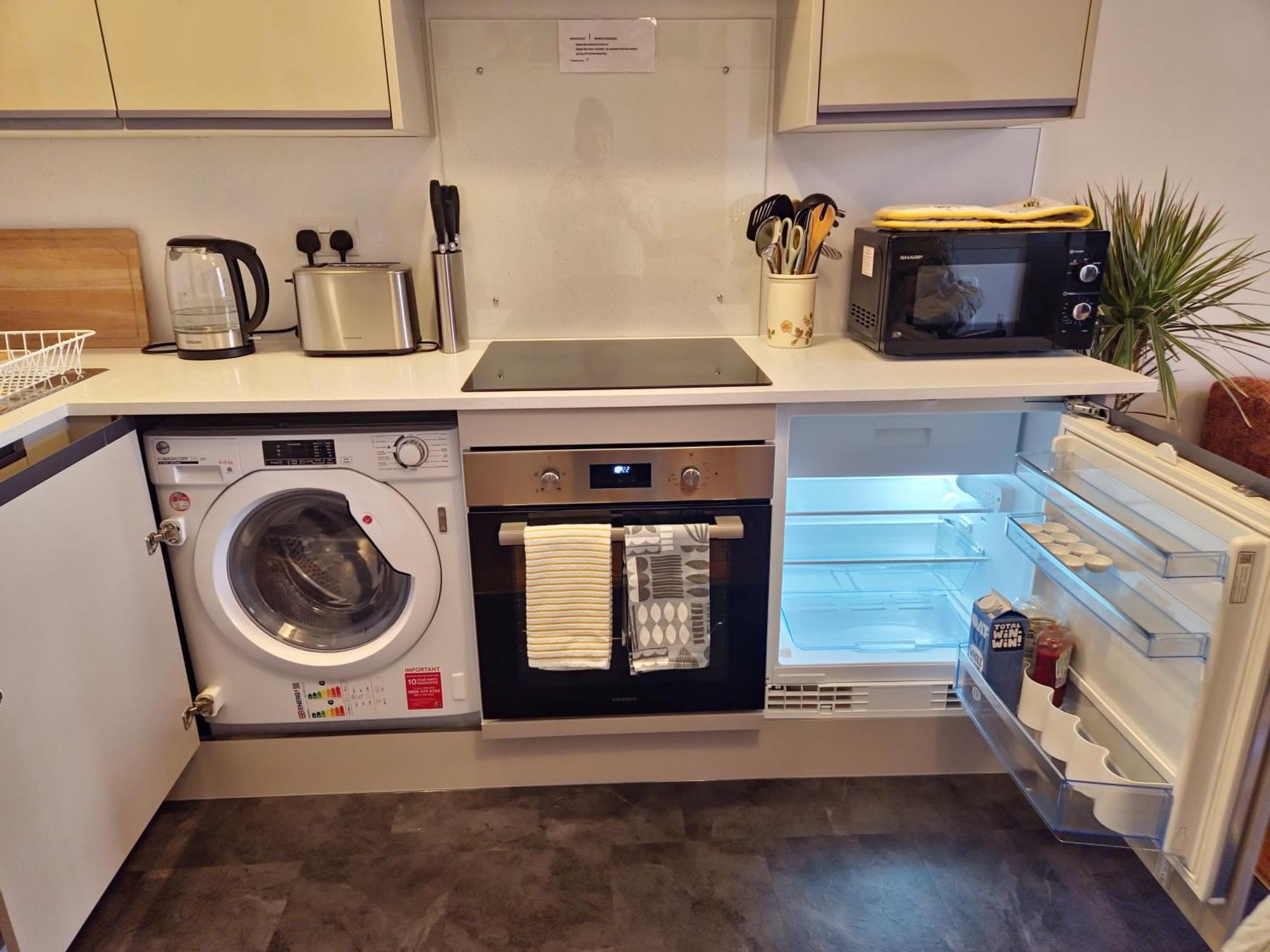 Central Gloucester Self-Catering Flat - A Hidden Gem 외부 사진